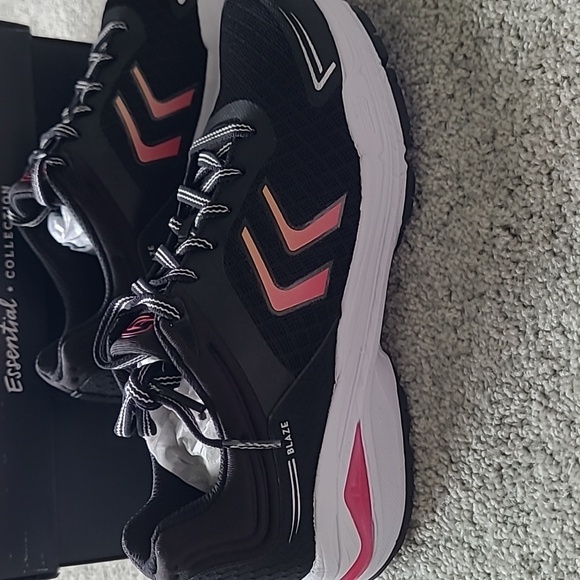 NWT ESSENTIAL COLLECTION DR. SCHOLL'S SHOES - Picture 2 of 6